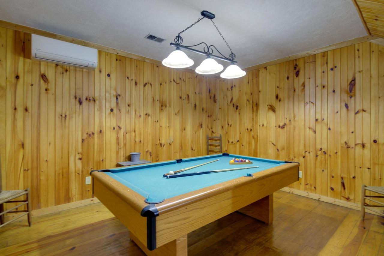 Smoky Mountains Cabin With Hot Tub, Deck And Views! Сивиървил Екстериор снимка
