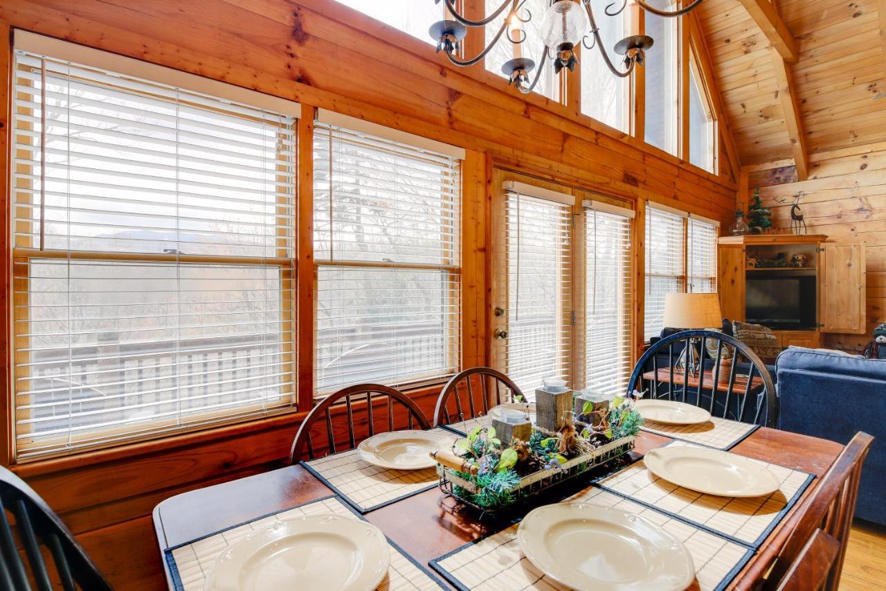 Smoky Mountains Cabin With Hot Tub, Deck And Views! Сивиървил Екстериор снимка