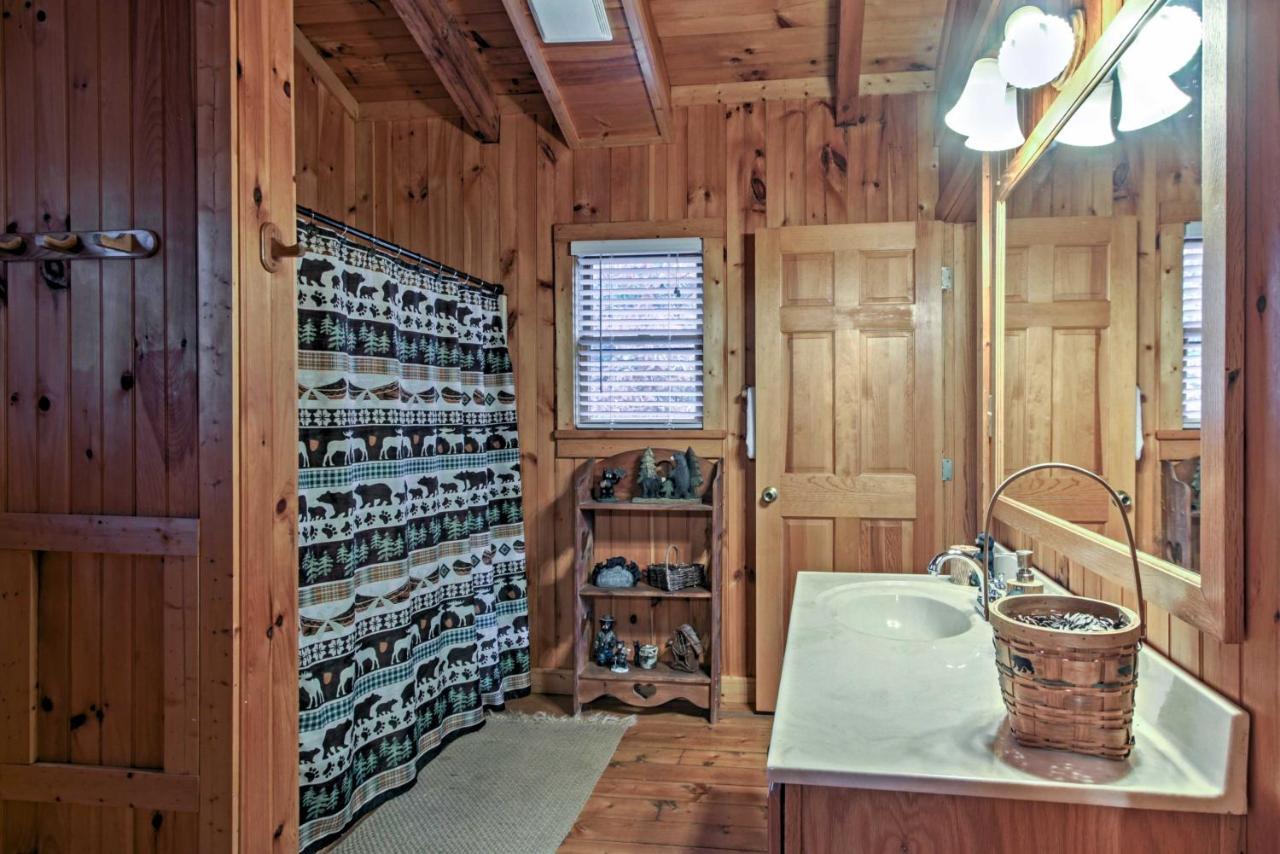 Smoky Mountains Cabin With Hot Tub, Deck And Views! Сивиървил Екстериор снимка